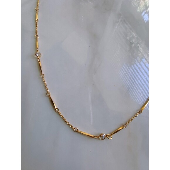 Vintage 1984 Simulated Diamond Accent Gole Tone Necklace With Twisted Bar Chain - Picture 2 of 5